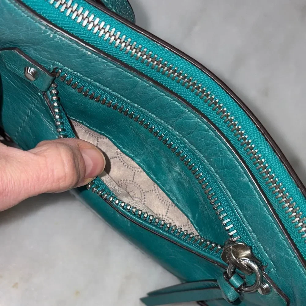 Michael Kors Purse Bag Fallon Large Leather Zip Clutch Wristlet Teal Aqua HTF